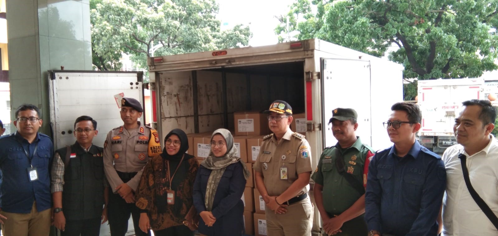 Foto Bersama Para Pihak yang terlibat