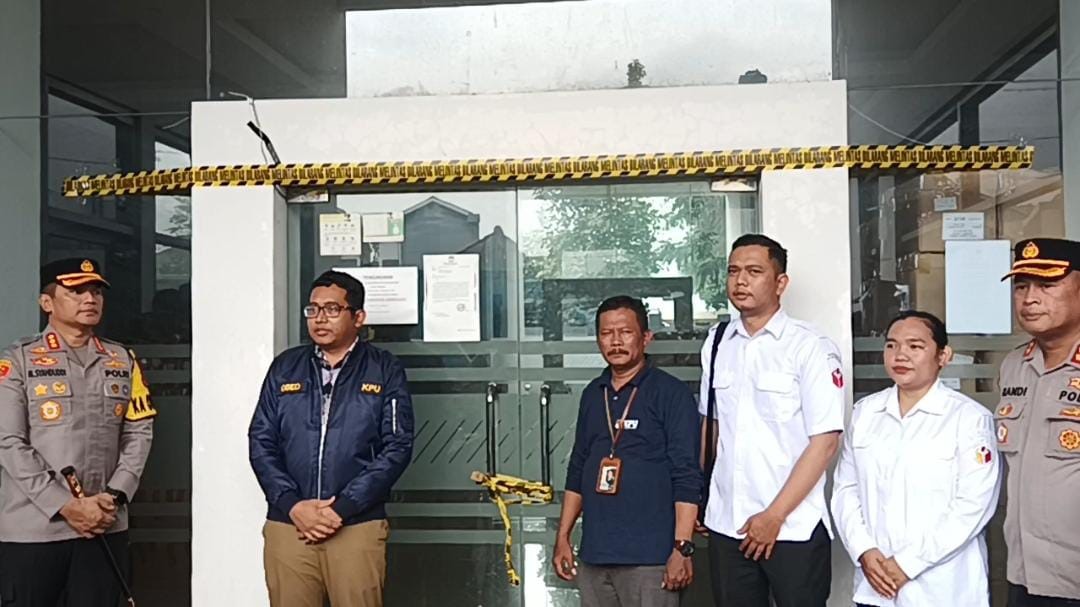 Foto Bersama Para Pihak yang terlibat