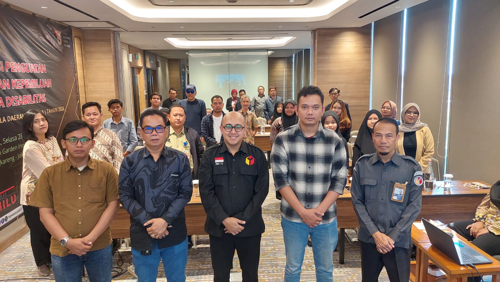 Foto Bersama Para Pihak yang terlibat