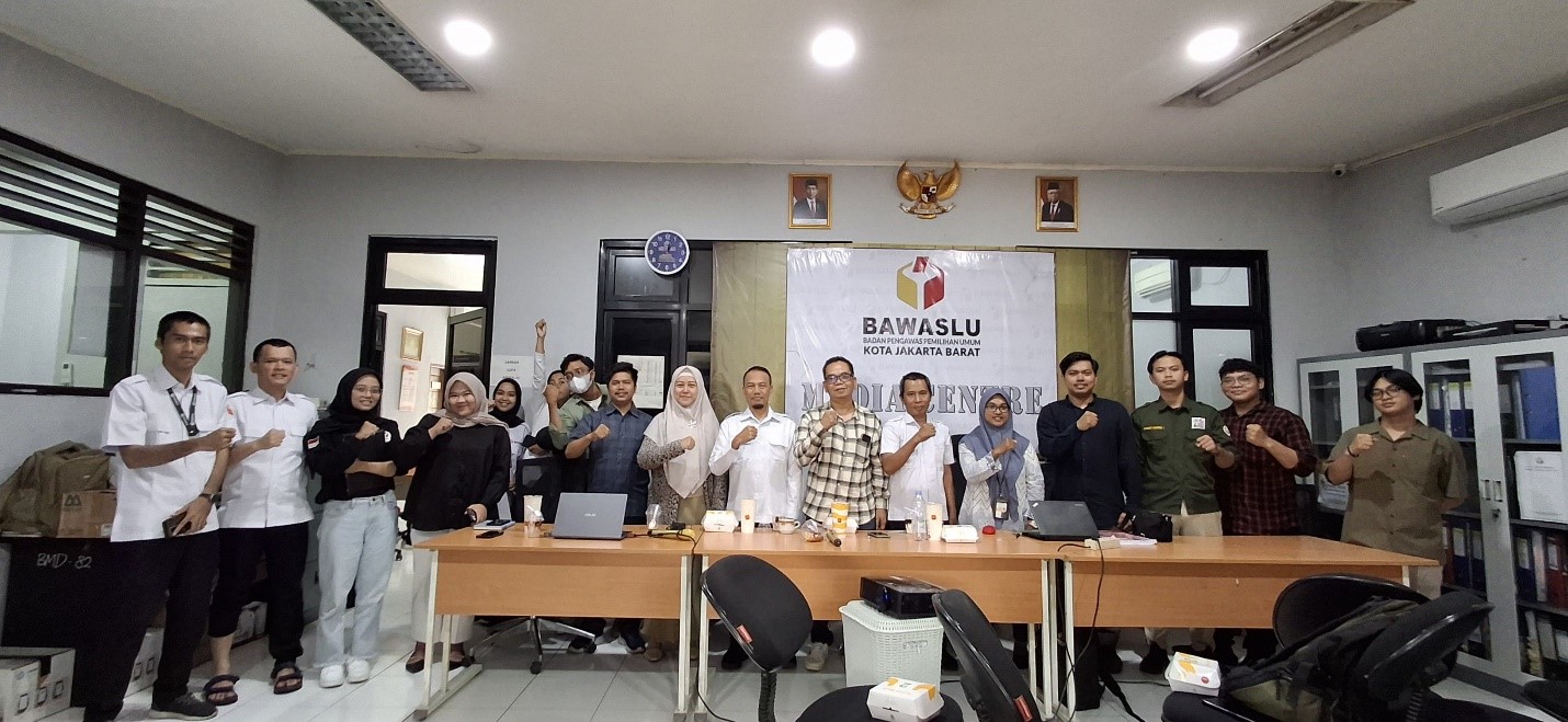 Foto Bersama Para Pihak yang terlibat