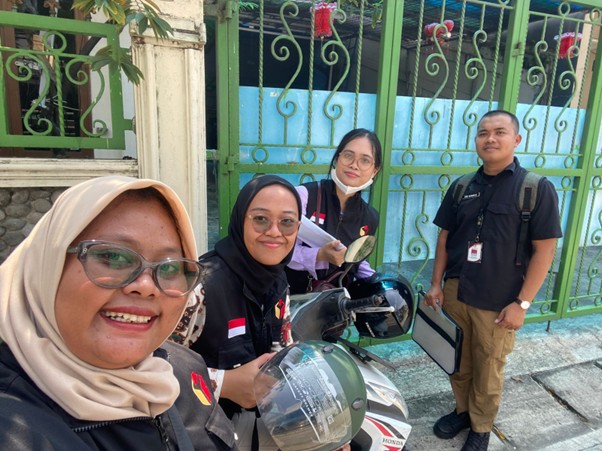 Dokumentasi Foto Bersama di sela giat Coktas (21/05) di Wilayah Kecamatan Kebon Jeruk, Jakarta Barat