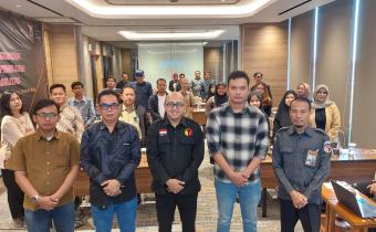 Foto Bersama Para Pihak yang terlibat