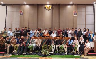 Foto Bersama Para Pihak yang terlibat