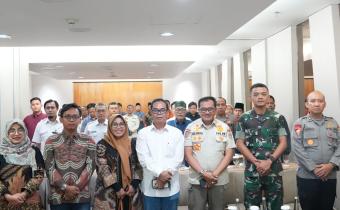 Foto Bersama Para Pihak yang terlibat